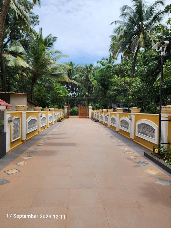 The Royal Oasis Goa Aparthotel Majorda Exterior photo