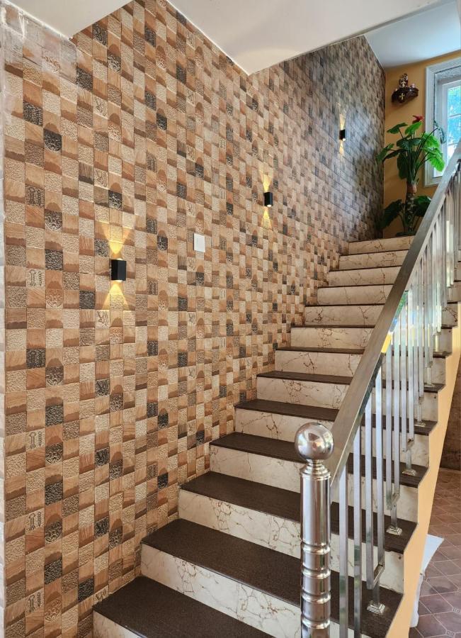 The Royal Oasis Goa Aparthotel Majorda Exterior photo